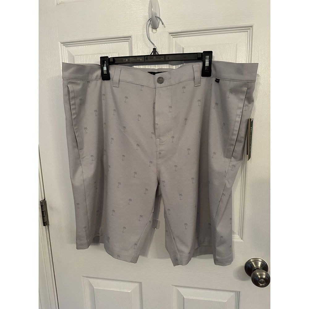 NWT Travis Mathew "Resort to this" Gray Palm Stretch Performance Shorts Size 42